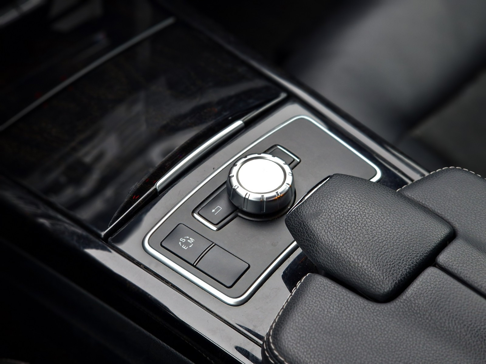 
								Mercedes-Benz Classe E 2012 full									